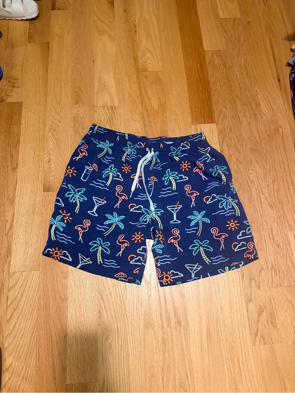 chubbies Neon Lights Swim Trunks XL
